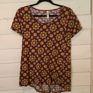 LuLaRoe Small Classic Tee